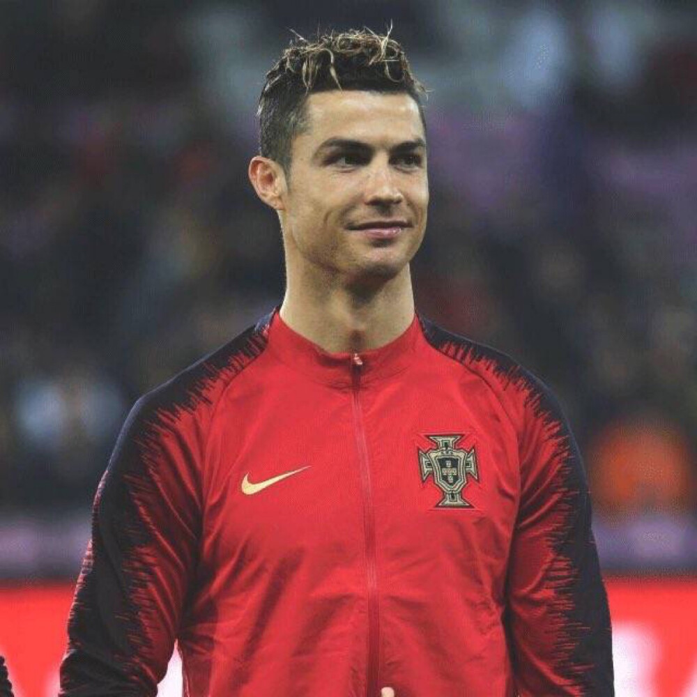 强强对话变菜鸡互啄？数据：热刺无缘＂三杀＂曼联（强强之战成互啄？数据：热刺恐无缘对曼联三连杀）