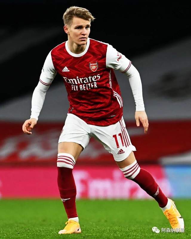 国米0比1利物浦遭欧冠两连败，VAR判点致胜（国米0-1不敌利物浦，欧冠两连败，VAR点球定胜负）