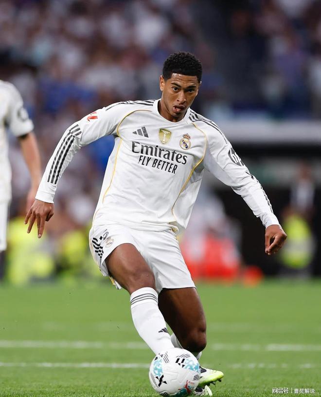 杜兰特关键补篮逆转比赛