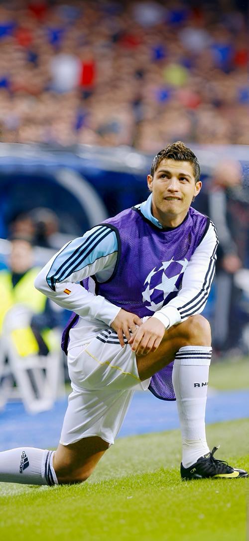 彰显信任，罗体：佛罗伦萨已将队长袖标交给了德赫亚（罗体：佛罗伦萨信任升级，已将队长袖标交予德赫亚）