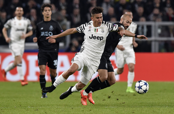 为庆祝美加墨世界杯，与刺客足球鞋融合设计的科8将进行复刻