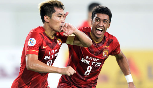 每体：巴萨仍在关注凯恩，等待他和拜仁的最终动向